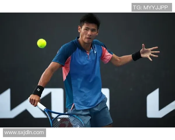 成都网球队耐力训练引发热议专家与球迷观点碰撞解析 成都网球队耐力训练引发热议专家与球迷观点碰撞解析